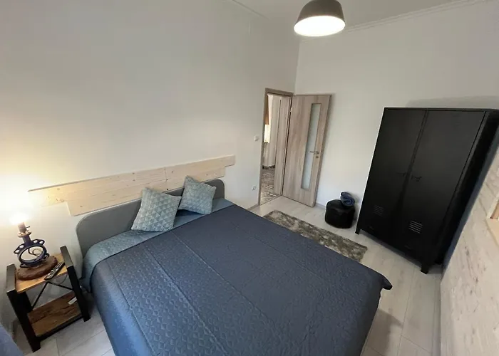 Peter Dock Boutique וילה קסזטלי